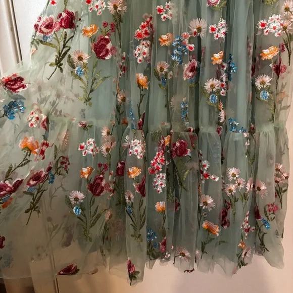 JESSAKAE Margret Sz XS Floral Embroidered Tulle Tiered Maxi Dress Tie Shoulder - Picture 3 of 12
